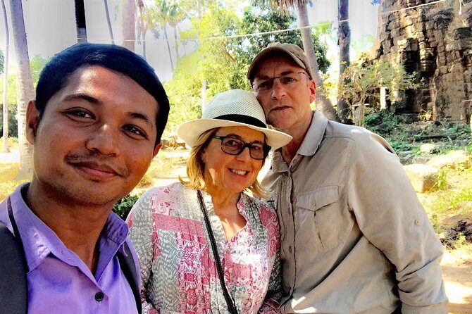 Full-Day Phnom Penh City Tours - Russian Market: 20 Minutes for Souvenirs and Snacks