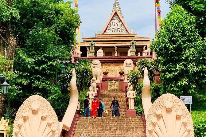 Full-Day Phnom Penh Tuk Tuk City Tours - Royal Palace and Silver Pagoda: where you’ll notice the details