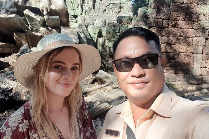 Full-Day private Tour with Sun Rise in Lost City & Angkor Wat from Siem Reap - Phimeanakas and the Terrace of the Leper King: small stops with strong mood