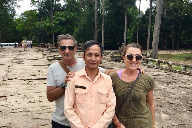 Full-Day private Tour with Sun Rise in Lost City & Angkor Wat from Siem Reap - Angkor Wat in the morning: temples, terraces, and real context