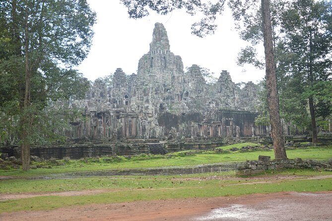 Full-Day Siem Reap Angkor Major Temples Private Tour - Angkor Wat: the biggest stop, and how to enjoy it without racing