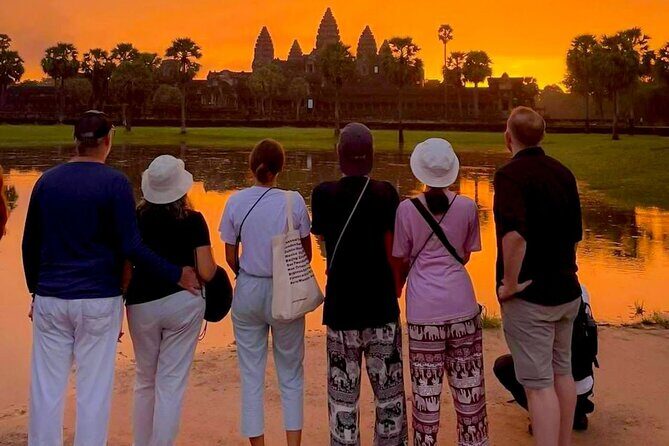 Full Day Small Group Tour Guide with Sun rise - Small-group pacing: what max 12 really changes
