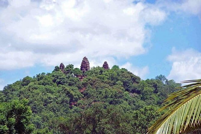 Full Day Tour from Siem Reap - Bamboo Train, Killing Cave & Sunset - Wat Banan Temple and 365 stairs on a quieter hill