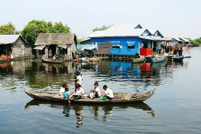 Half Day Floating Village at Tonle Sap Lake joined tour - The optional $5 small-boat ride: choose it for proximity