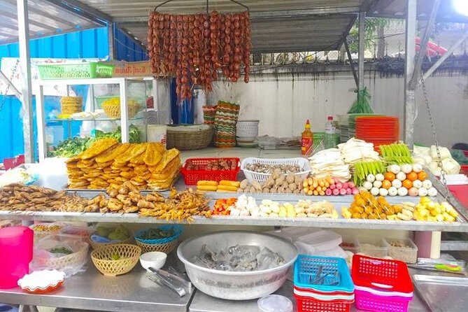 Half Day - Phnom Penh Food Tour - Phnom Penh Night Market: walking, shopping, and snack-hunting