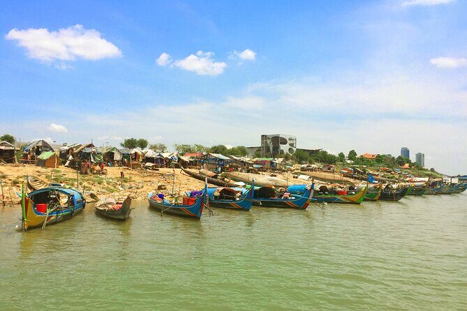 Half Day Silk Island Cruise and Tours with English speaking guide - The Monastery and School Stops: What to Expect (and How to Respect It)