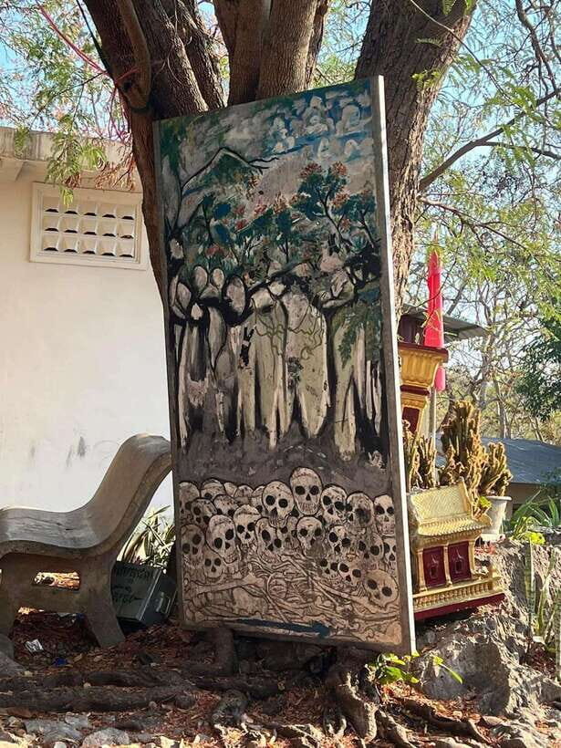 Half-day swing bridge, bamboo train, batcave & Killing cave - Phnom Sampaou mountain: where the day turns physical