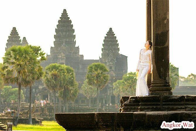Half Day Tour- Angkor Wat, Ta Promh, Bayon Temple - Bayon Temple at Angkor Thom: The Smiling Faces Stop