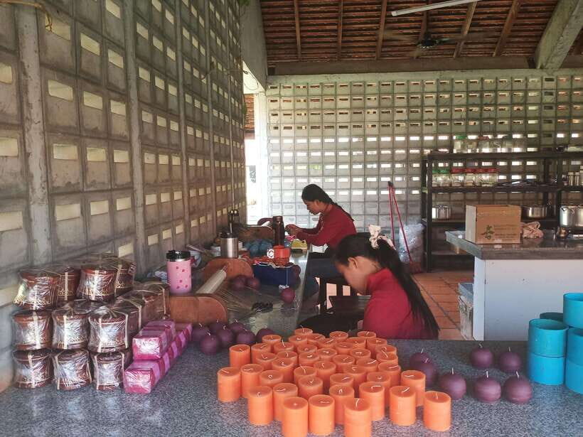 Half Day Trip: Silk Farm, Satcha, and Senteur d'Angkor Tour - Key things to look forward to