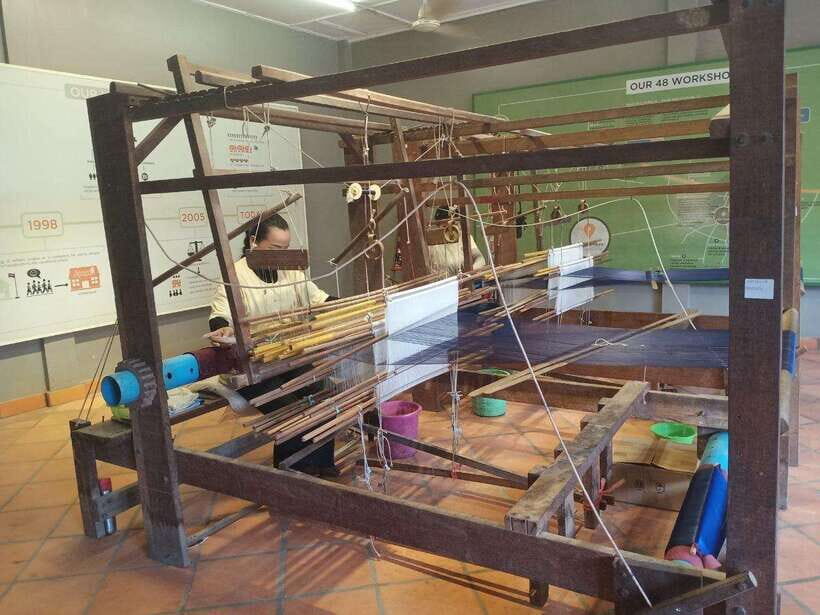 Half Day Trip: Silk Farm, Satcha, and Senteur d'Angkor Tour - Satcha Handicraft Center: six bamboo workshops, Khmer details, and a modern layout