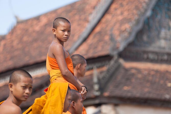 Half Day War Museum Siem Reap Killing Fields and Artisans Angkor - Stop 2: War Museum Cambodia and what “daily life in war” means