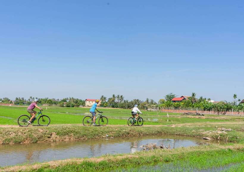 Kampong Phluk: Floating Village Sunset Bike Tour or E-Bike - Key highlights that make this day work