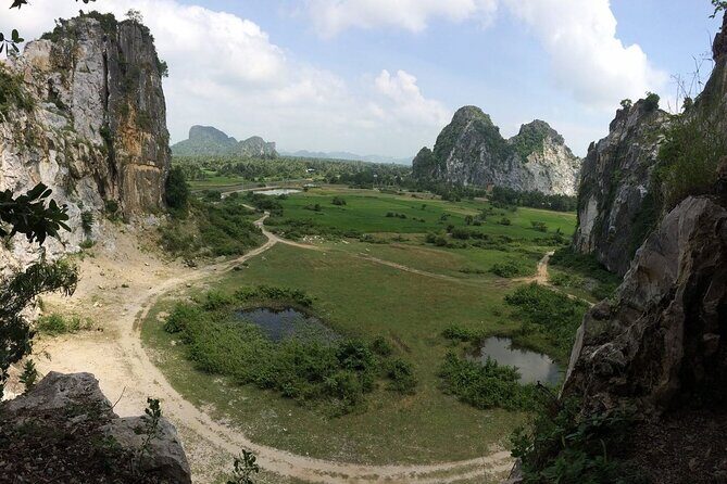 Kampong Trach Off-Roads - Stop 2: Windy Mountain Photos and the Rockman Encounter