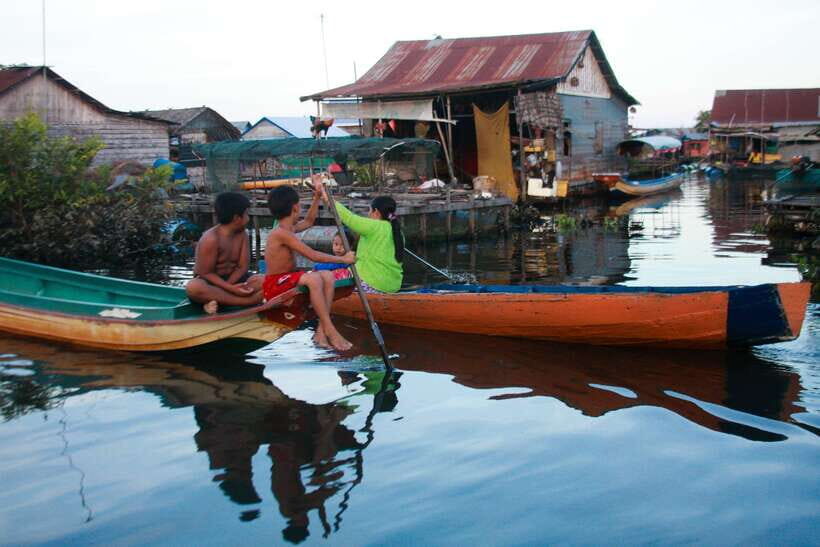 Kayaking & Floating Village in Siem Reap - Rice paddies and village life before the boat ride