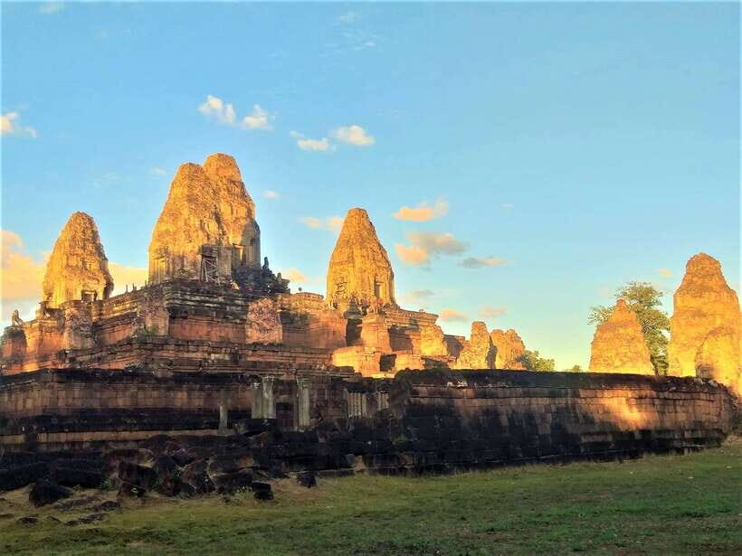 Kbal Spean Trekking Tour with Banteay Srei & Landmine Museum - Tips for getting the most out of the day