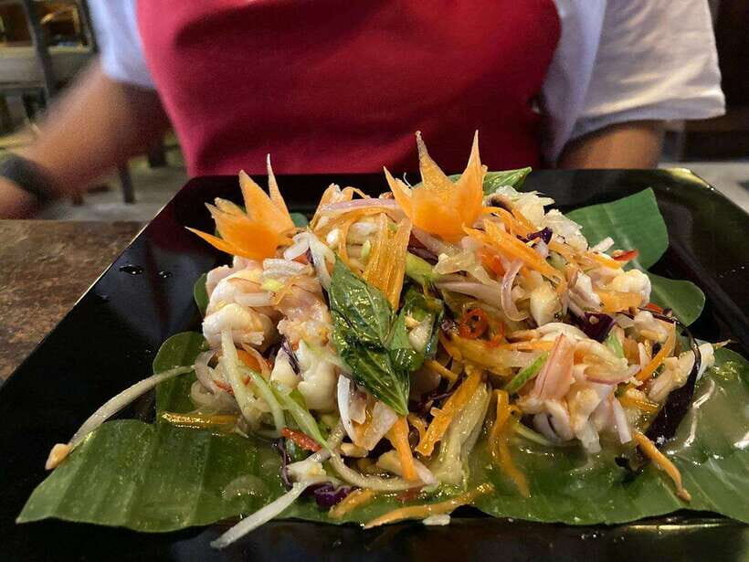 Khmer Food Culture Cooking Class in Kampot - Cooking Khmer Classics: Larb, Papaya Salad, Amok, and More