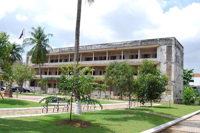 Killing Fields & Toul Sleng Genocide Museum Tickets With Tuk Tuk - How the Visit Usually Moves (and Why It Matters)