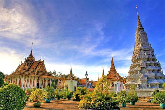 Koh Dach Silk Island and Phnom Penh Full Day Private Tour - Why Koh Dach and Phnom Penh in One Day Works