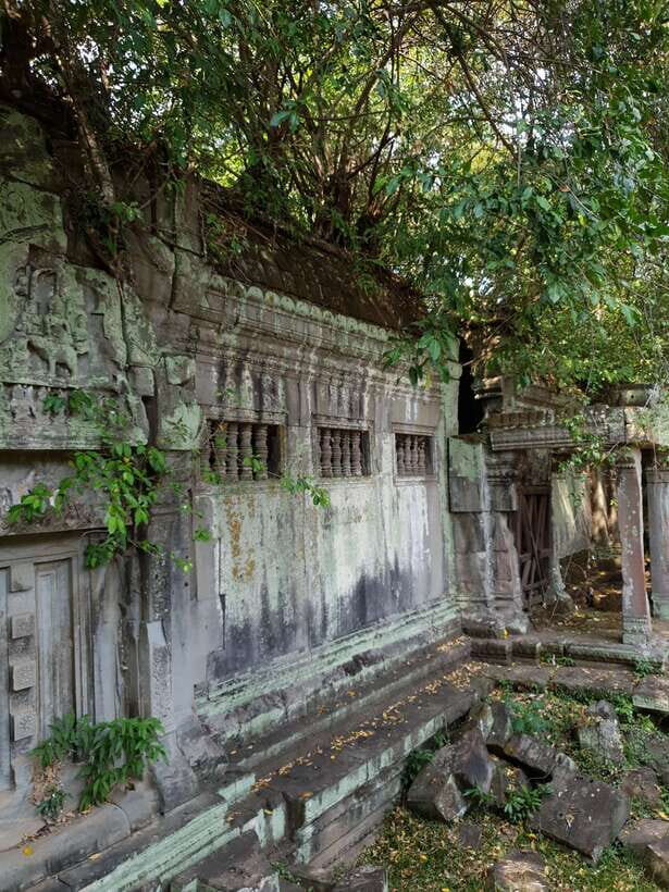 Koh Ker, Beng Mealea and floating village. - Who should book this Koh Ker + floating village day trip