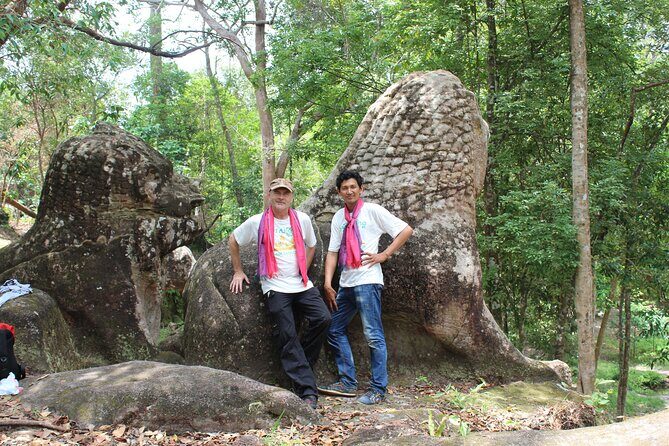 Kulen Waterfall & 1000 Lingas Join-in Tour - Phnom Kulen Waterfall: Swimming Time and a Grilled-Chicken Picnic