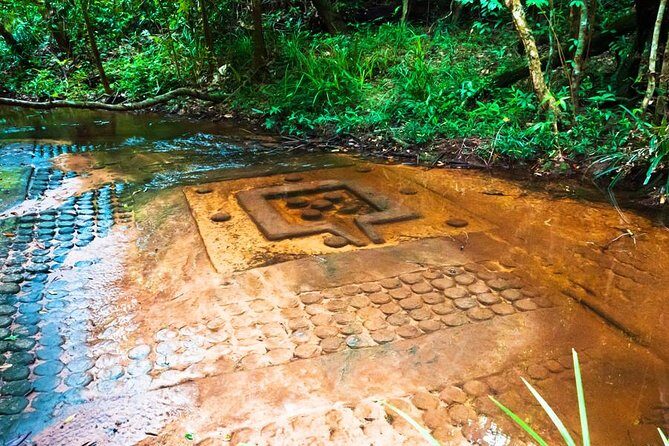 Kulen Waterfall and 1000 Lingas River Private Tour - Kbal Spean and the “River of a Thousand Lingas”: reading the rock underfoot