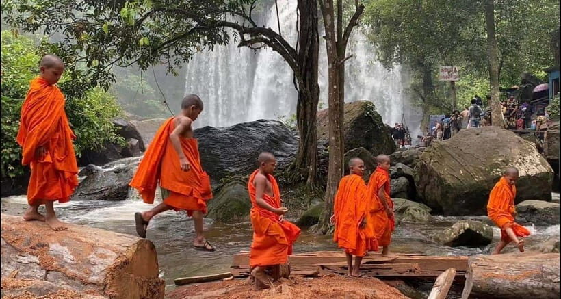 Kulen Waterfall Park with Small Groups & Guide tour - Up the Mountain: Quarry Stories and the Holy River Walk