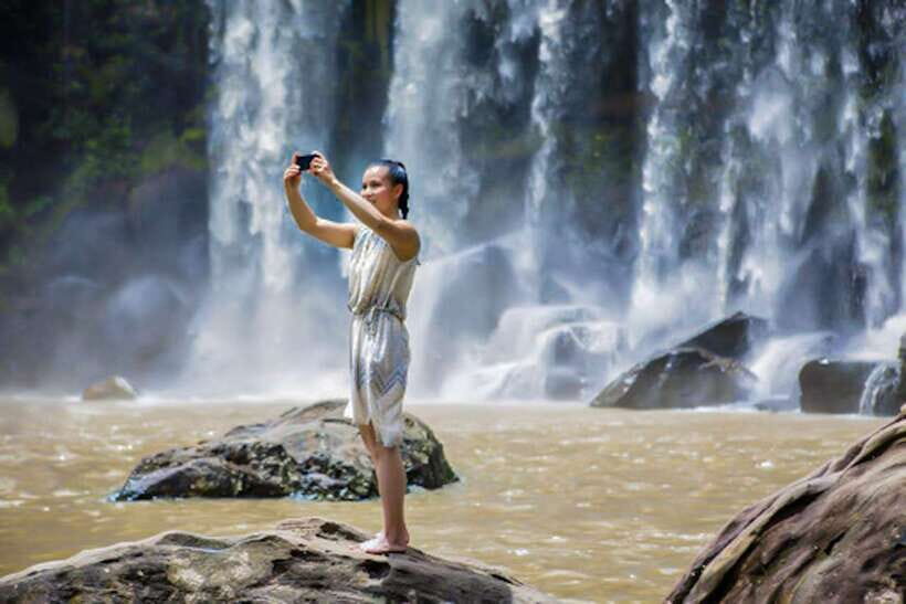 Kulen Waterfall Park with Small Groups & Guide tour - Poeng Ta Kho Cliff Views and Leper King Temple Stops