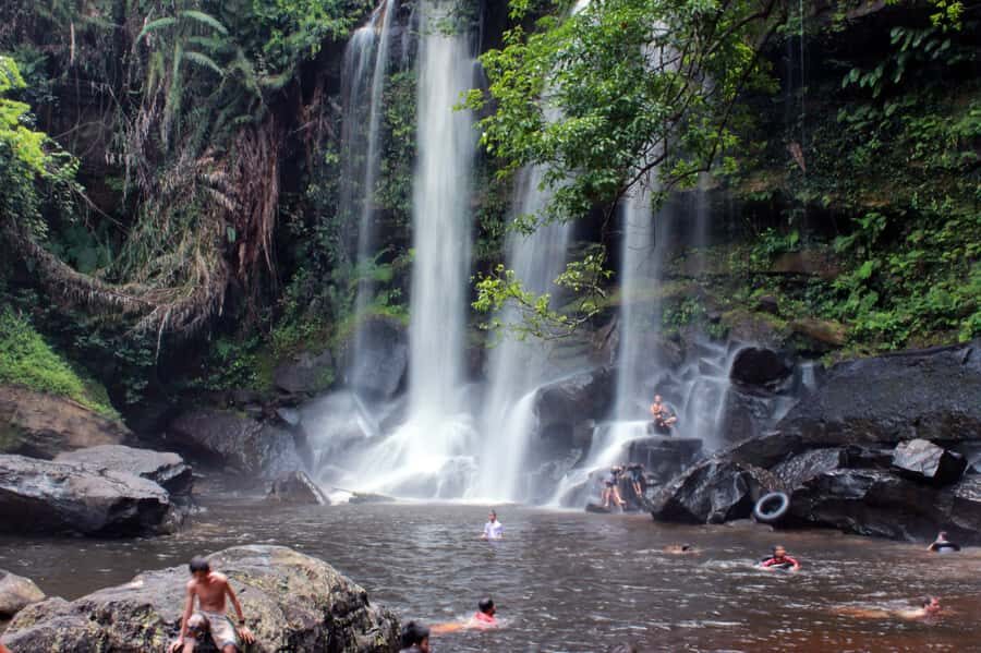 Kulen Waterfall: Rise and Shine with Cliff, Village w/ Guide - Reclining Buddha and the River of 1000 Shiva lingas: where symbolism meets scale