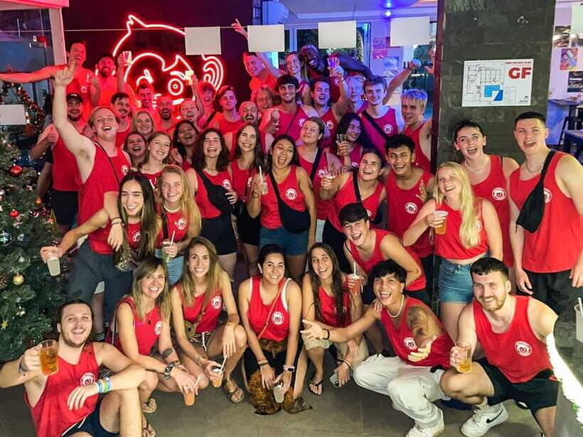 Mad Monkey Siem Reap Pub Crawl - The dinner break: Khmer food with your drink