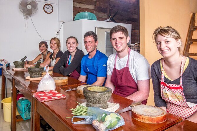 Morning Cooking Class and Market Tour in Siem Reap - The local market walk: ingredients, vendors, and local life