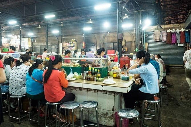 Night Street Tour in Siem Reap - Pub Street without getting swallowed by Pub Street