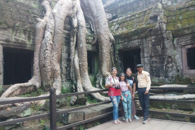 One day Angkor temple tour with private driver - Getting to Temples in Comfort: Pickup, AC, and Careful Driving