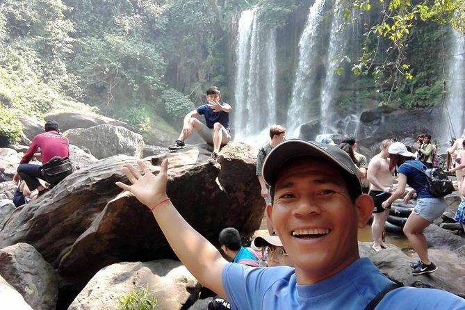 One Day Tour to Waterfall and Beng Mealea Temple - The waterfall stop: time to cool off and look closer