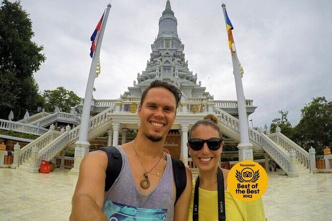Oudong Mountain and Phnom Penh Full Day Private Tour - A quick worship stop on the route: Kampong Luong Pagoda