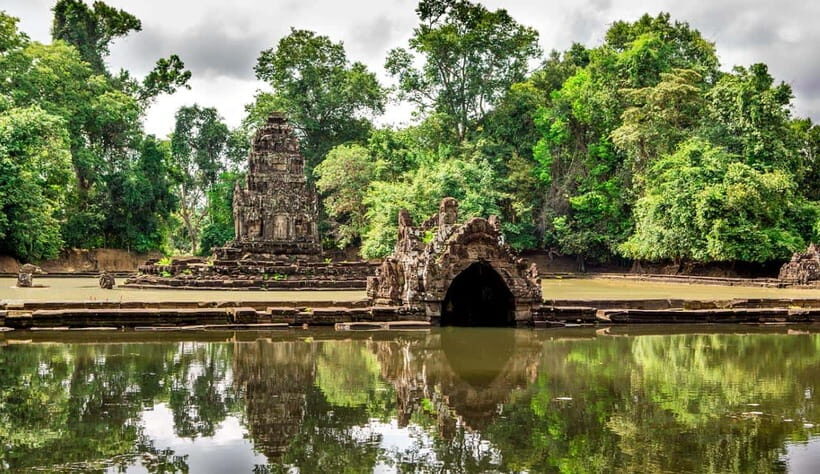 Phnom Bakheng Sunset Tour, Pre Rup, Neak Pean, Preah Khan - Your guide experience: the difference between seeing and understanding