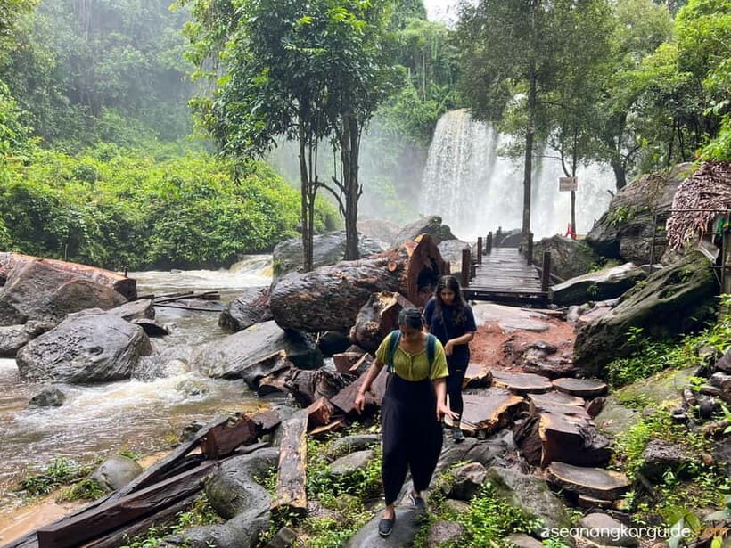 Phnom Kulen Waterfall & Kampong Phluk Tour with Sunset - Should you book this Phnom Kulen and Kampong Phluk sunset tour?