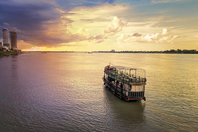 Phnom Penh Bike & Boat Sunset Tour / E-Bike Available - Price, duration, and what $55 really buys you