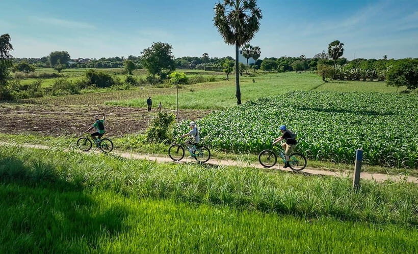 Phnom Penh: Bike & Boat Tour / E-Bike Available - Why This Bike-and-Boat Route Beats a Typical City Tour