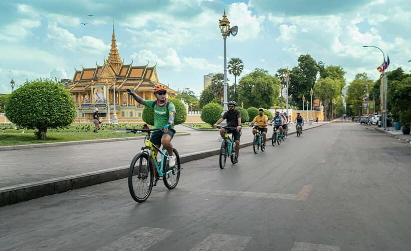 Phnom Penh: Bike & Boat Tour / E-Bike Available - Prek Bongkong Pagoda: Learning Buddhism Without Feeling Like School