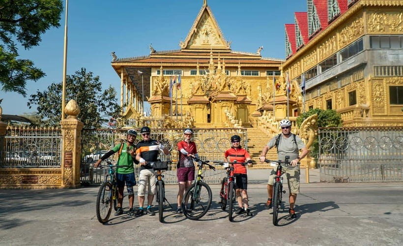 Phnom Penh: Bike & Boat Tour / E-Bike Available - The Mekong Side Ride: Ferry Crossing and Countryside Pace