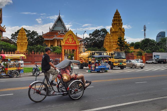 Phnom Penh city Tour by Cyclo - Why this Phnom Penh cyclo tour is so useful on day one