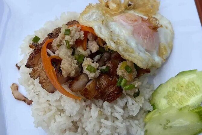 Phnom Penh Local Market & Morning Food Tour Include Drinks - Fried chive cake and the Chinese influence you can taste