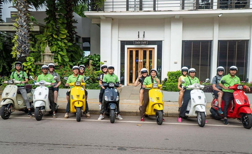 Phnom Penh: Morning Foodie, Market Walking & Street Art Tour - Price and value: why $33 can work on a food-first morning