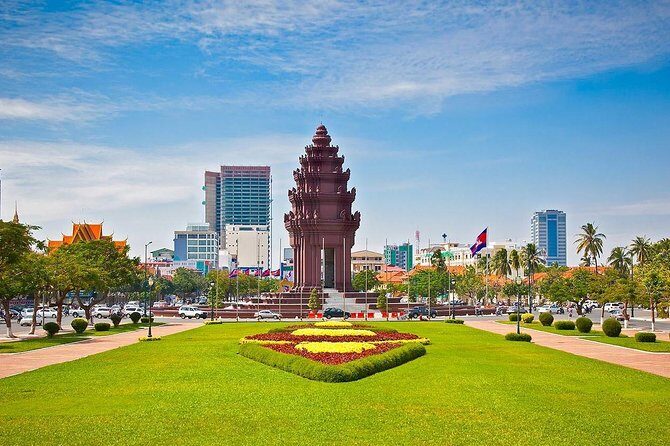 Phnom Penh Tours and Mekong River cruise - Mekong sunset cruise: how the day finally exhale