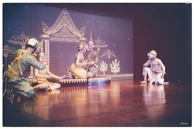 Phnom Penh Unique Classical Dance Show Every Saturday &Sunday - 35 seats, air-conditioning, and why this show feels close