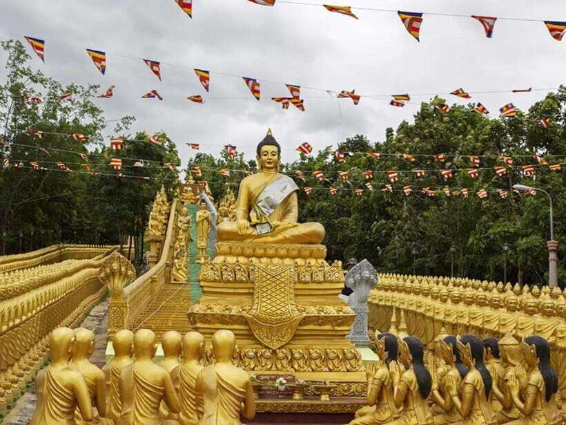 Phnom Tamao Wildlife Center & Buddha Kiri Cambodia Day Tour - Buddha Kiri Cambodia (Wat Putt Kiri): the 20,000 Buddhas stair-and-statue experience