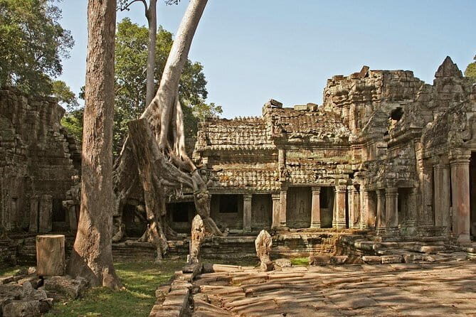 Preah Khan, Neak Pean, Ta Som-East MebonTemple - Grand Circuit - Preah Khan: university-temple energy and solid first impressions