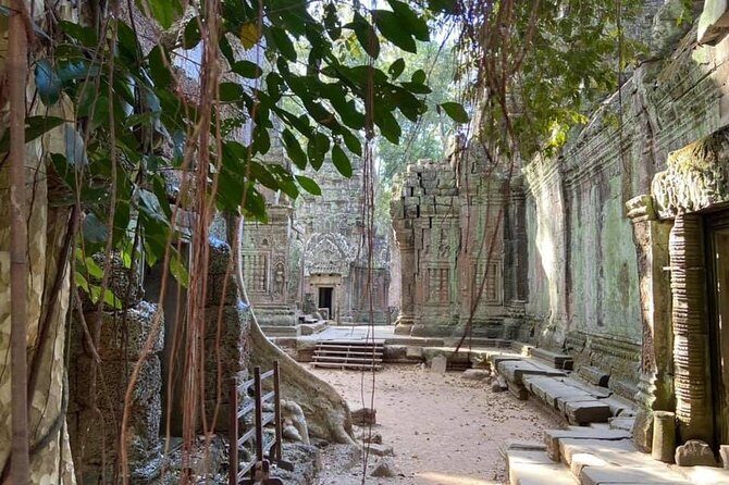 Preah Khan, Ta Prohm, Bayon Off Beaten Track - Ta Prohm: Rajavihar roots in Bayon-style Khmer building