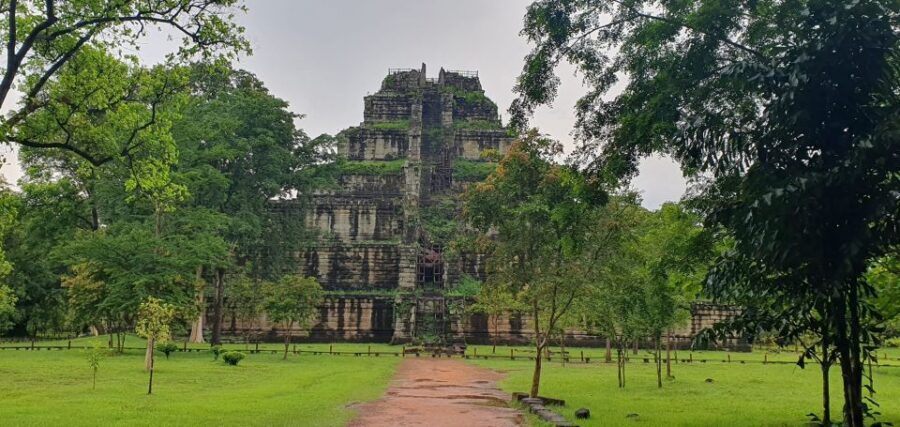 Preah Vihear Temple Koh Ker & BengMealea Tour from Siem Reap - Stop 2 Transfer Time: The 3.5-Hour Road to Preah Vihear