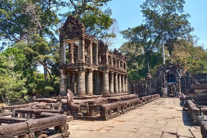 Private 03 Day Tour-Discovery of Angkor Temples Siem Reap - Day 2: Banteay Srei, Banteay Samre, Pre Rup, Neak Pean, Ta Som, and Preah Khan